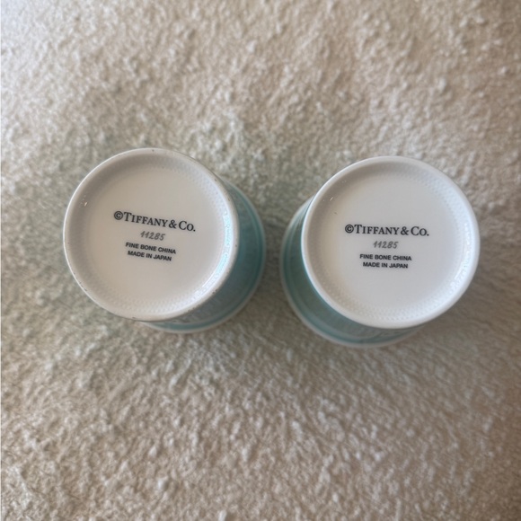 Tiffany & Co. Cups - Fine Bone China - Blue - Picture 3 of 4